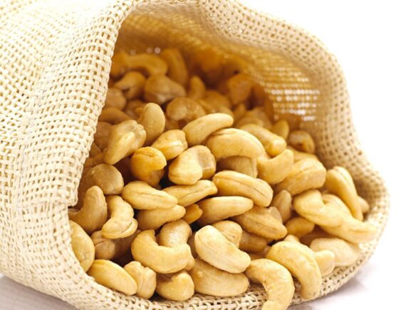 Cashew Nut Nutrition Facts: